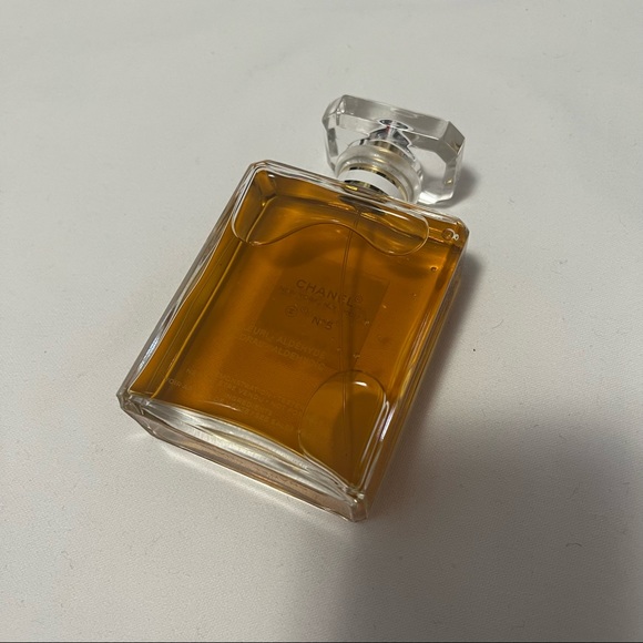 Chanel - Picture 4 of 4